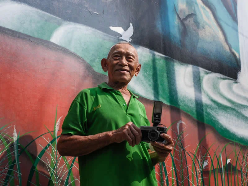 Indonesia Street Photography by Bimo Pradityo