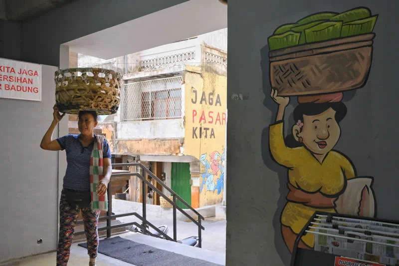 Indonesia Street Photography by Bimo Pradityo