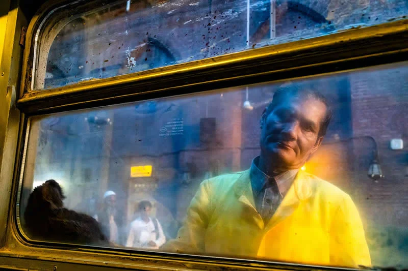 Capturing Humanity: Award-Winning Photographer France Leclerc Explores Life Around the World 45 Lahore, Pakistan - Street and Documentary Photography by France Leclerc