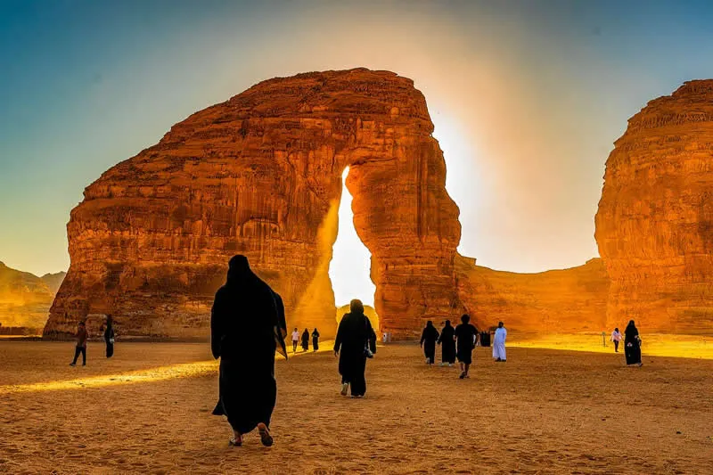 Capturing Humanity: Award-Winning Photographer France Leclerc Explores Life Around the World 57 Saudi Arabia - Street and Documentary Photography by France Leclerc