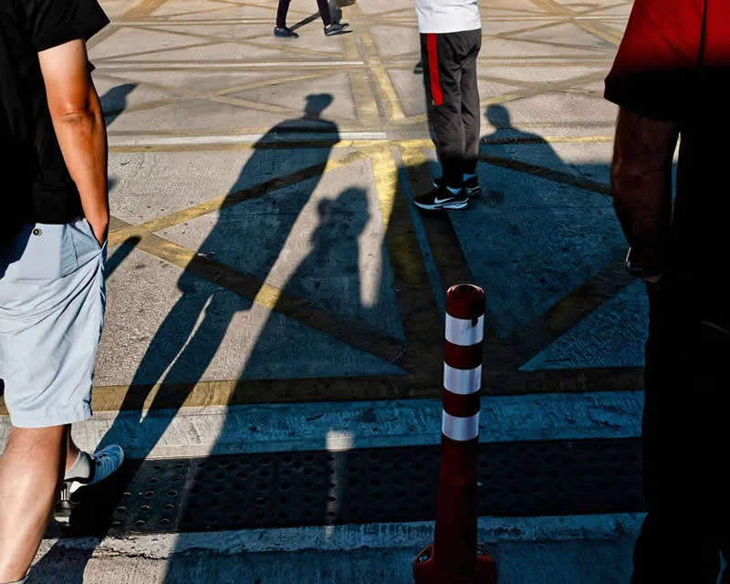 Street Photos Bursting With Shadows, Color and Timing