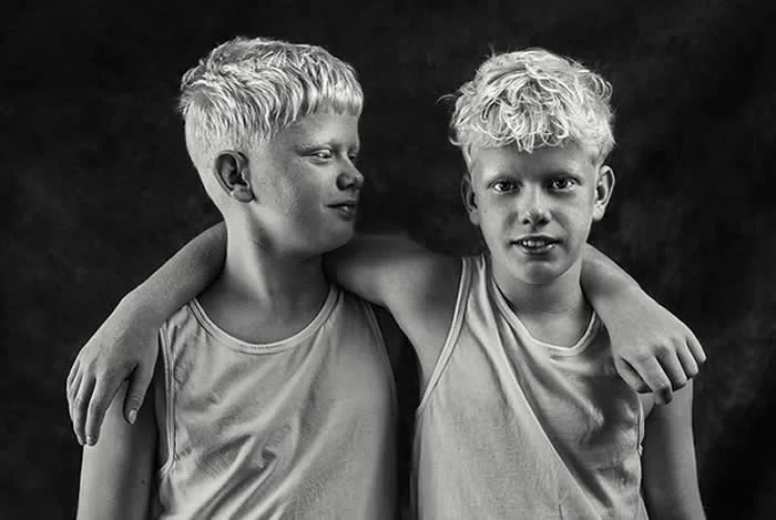3rd Place Winner: Between us by Karen Moffatt-Mcload, New Zealand - The Artist Gallery Awards 2026 Portrait Winners